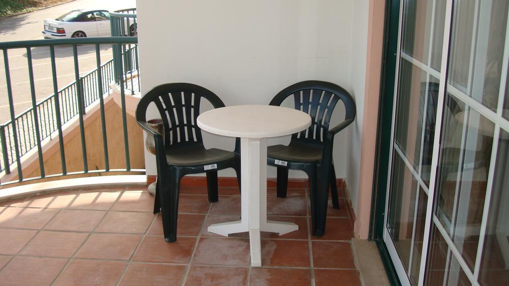 St James Apartment Luz Habitación foto